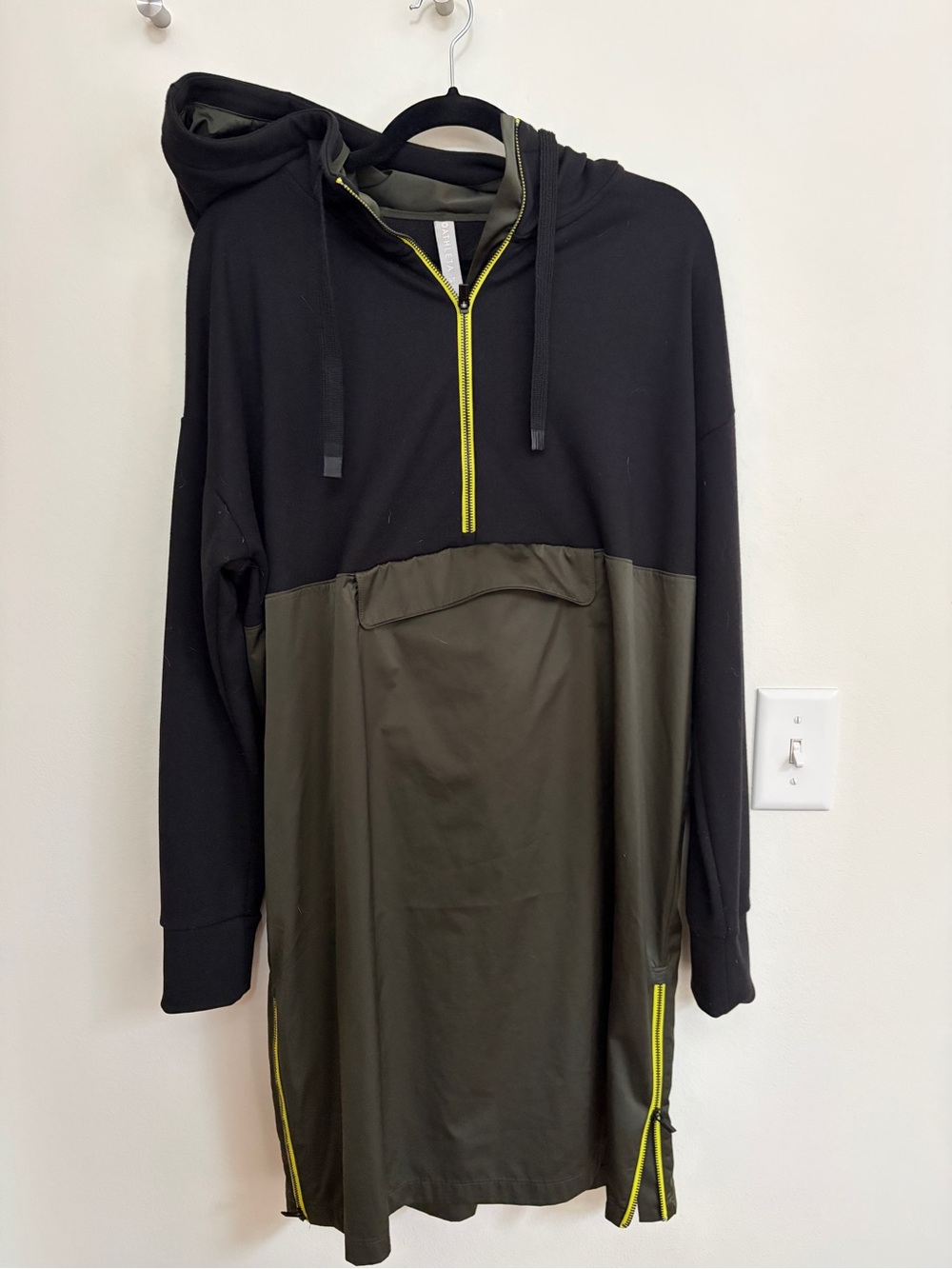 Versatile & stunning: LIKE NEW Athleta Radiant Hybrid Dress LARGE / tall